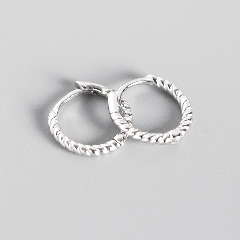 Aretes Candonga En Plata 925 Trenzados Hipoalergénicos