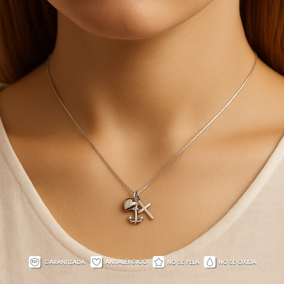 Dije y Cadena 3 Gracias En Plata 925