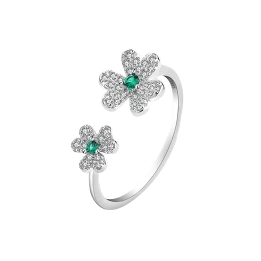 Anillo De Flor Con Esmeralda