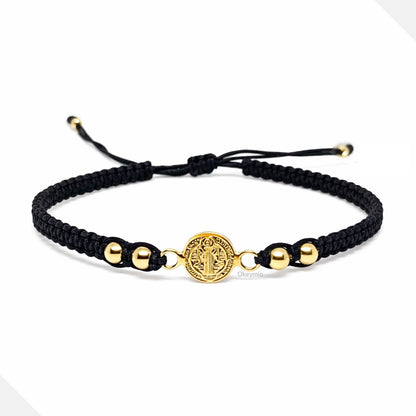 Pulsera Tejida Con Balines y San Benito En Oro Laminado 18k