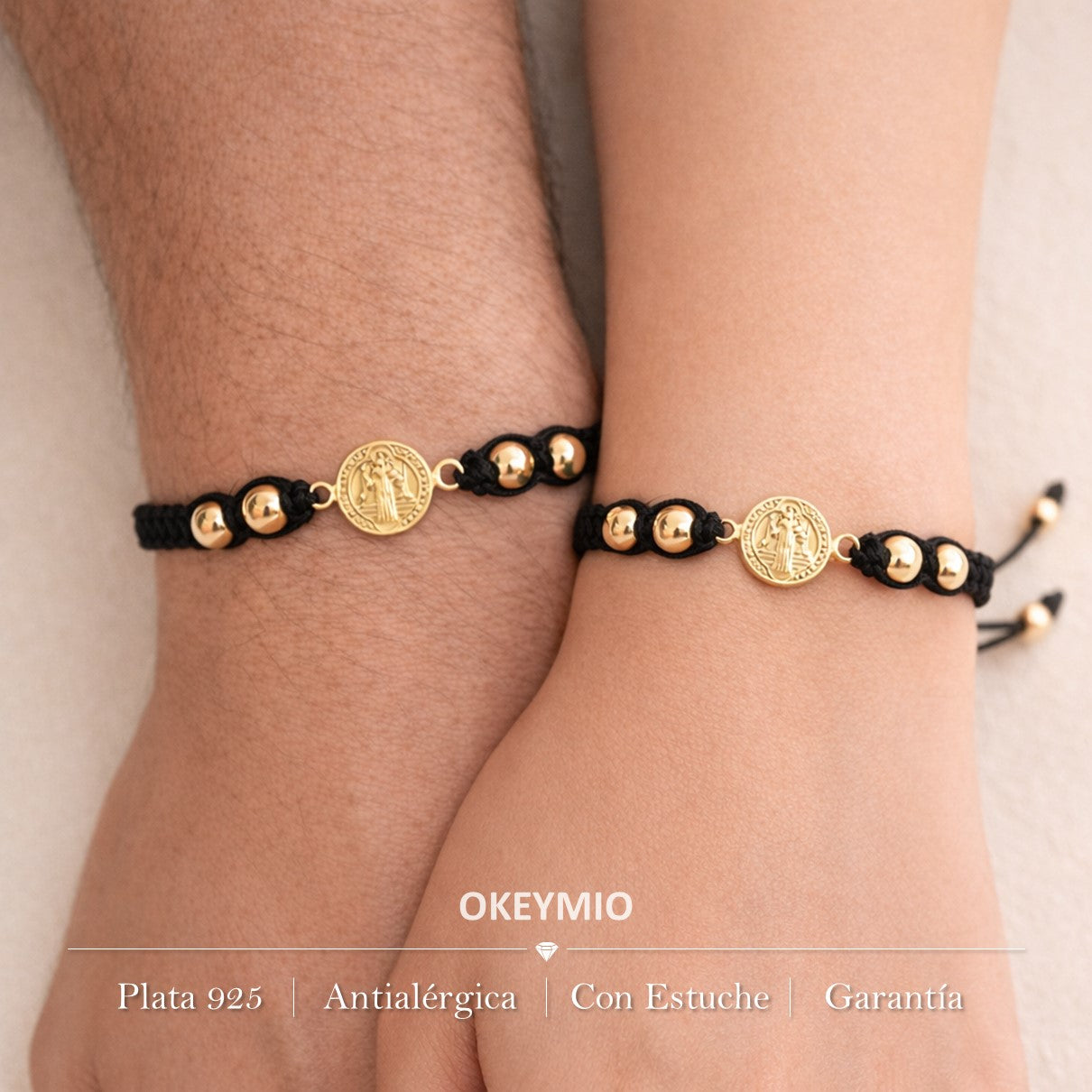 Pulsera Tejida Con Balines y San Benito En Oro Laminado 18k