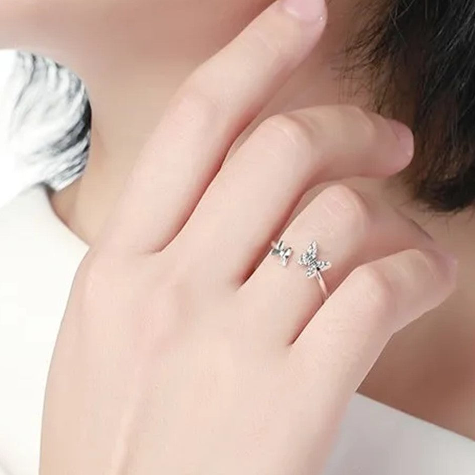 Anillo Ajustable Mariposas En Plata 925